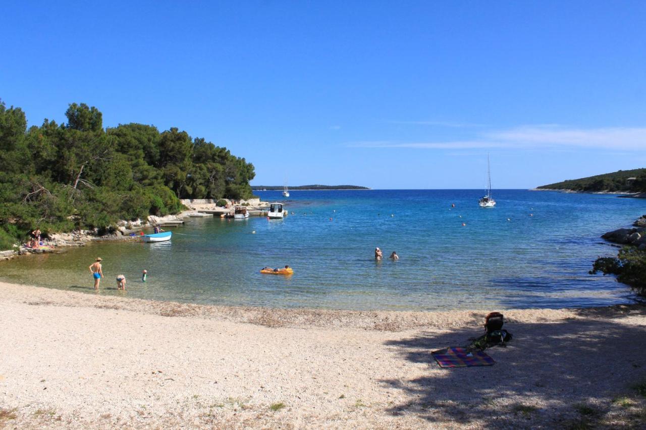 Apartments And Rooms With Parking Space Cunski, Losinj - 2498 Bagian luar foto