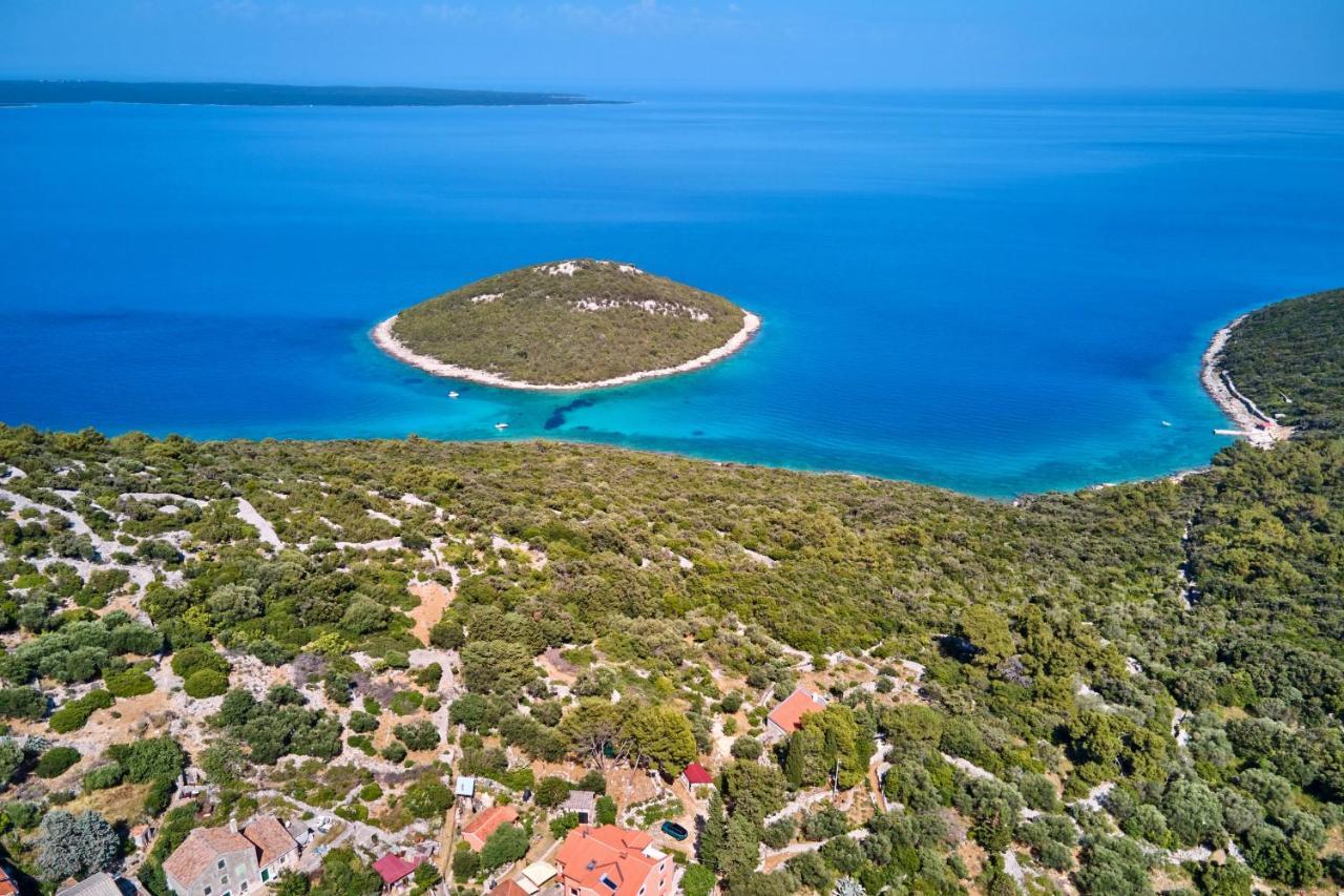 Apartments And Rooms With Parking Space Cunski, Losinj - 2498 Bagian luar foto
