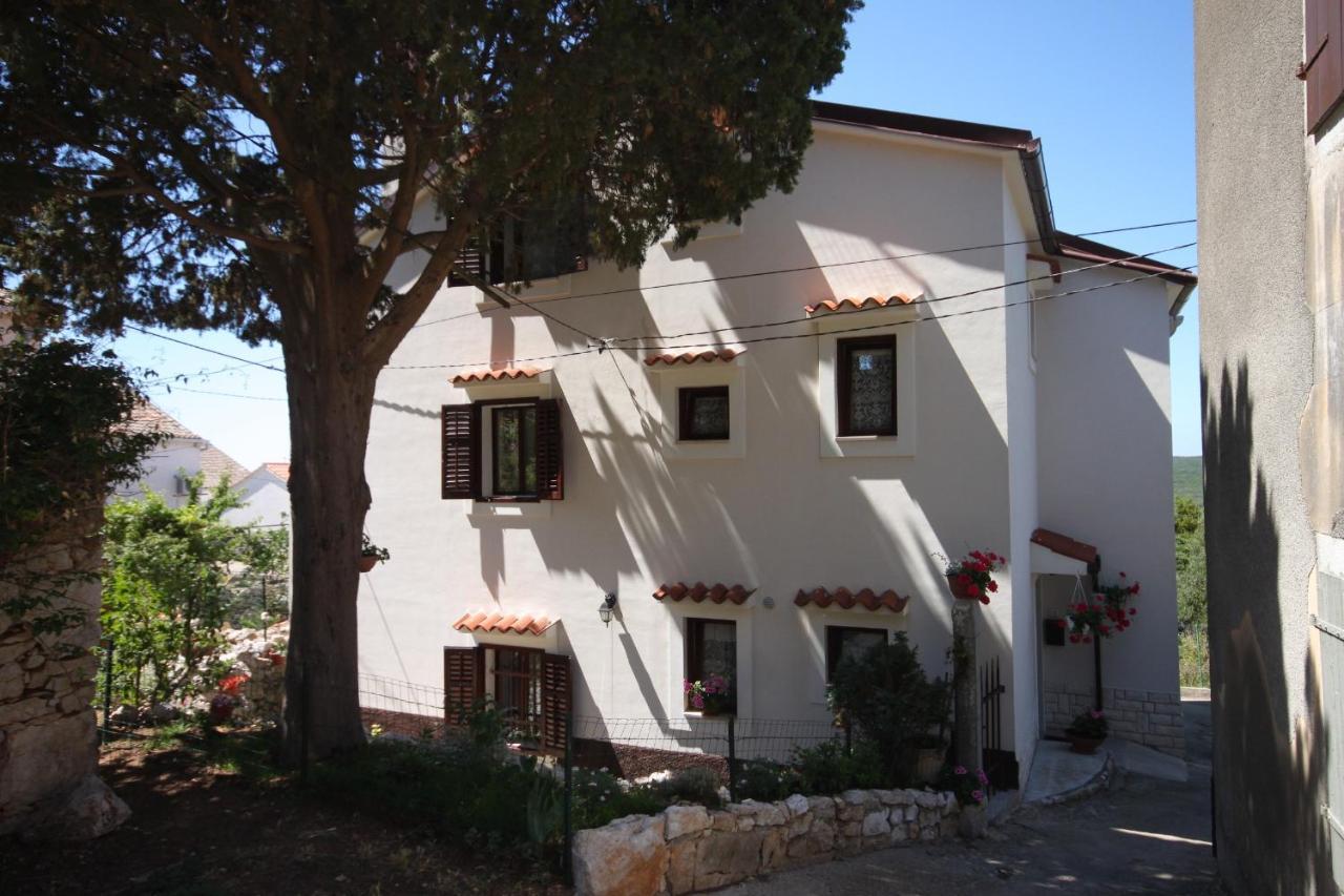 Apartments And Rooms With Parking Space Cunski, Losinj - 2498 Bagian luar foto