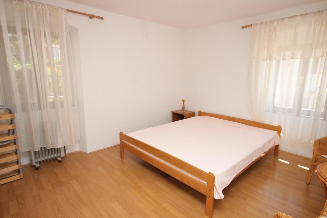 Apartments And Rooms With Parking Space Cunski, Losinj - 2498 Bagian luar foto